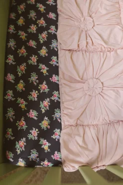 Women Lazybones Cot Quilt Rosette Tuscan Pink *Organic Cotton