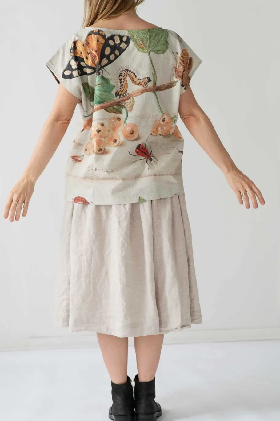 Women Lazybones Eleanor Top In Insects Print