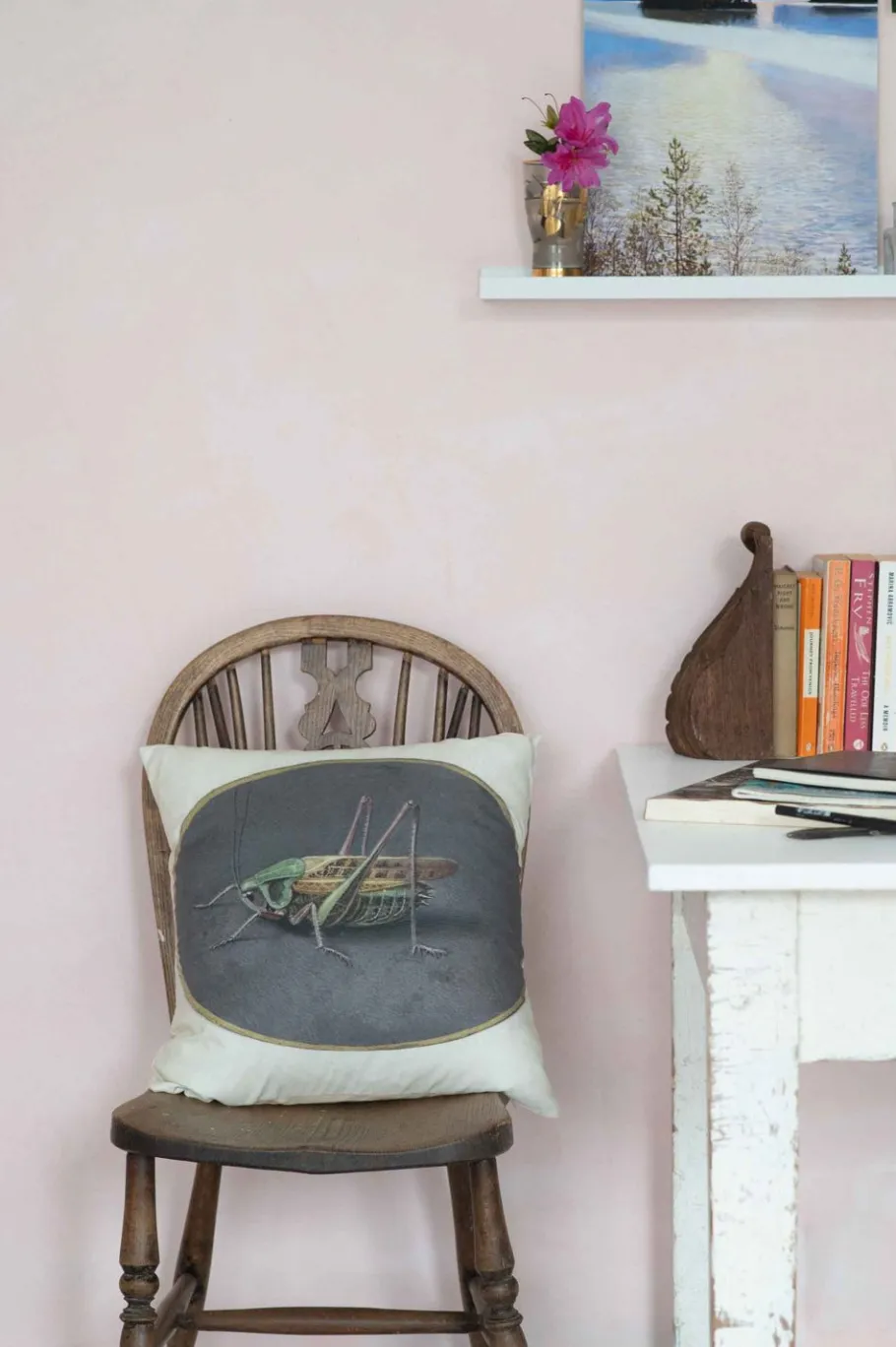 Women Lazybones Grasshopper Cushion Cover