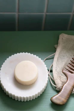 Women Lazybones Kindness Shampoo Bar