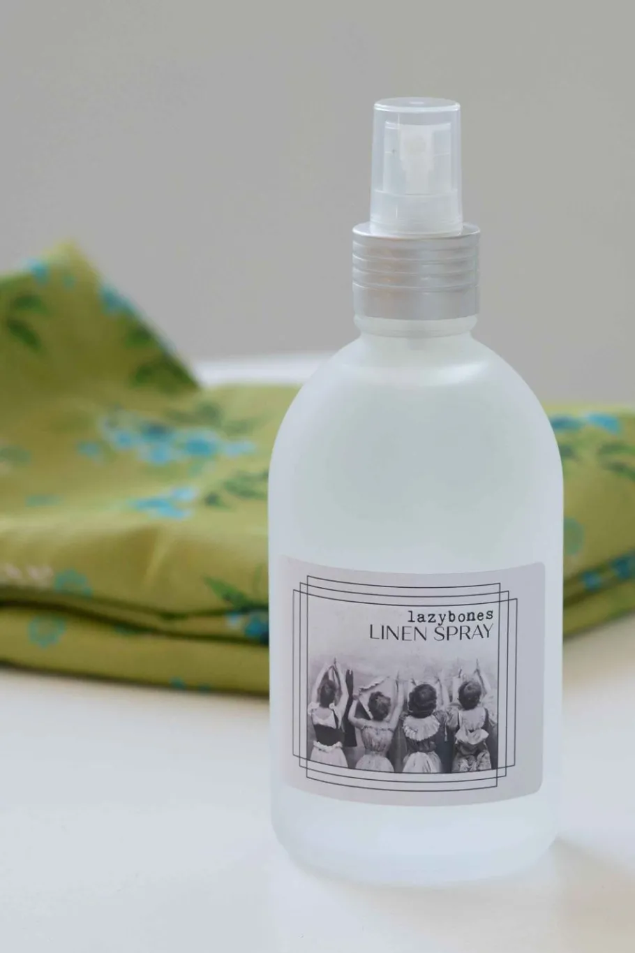 Women Lazybones Linen Spray With Lavender & Eucalyptus