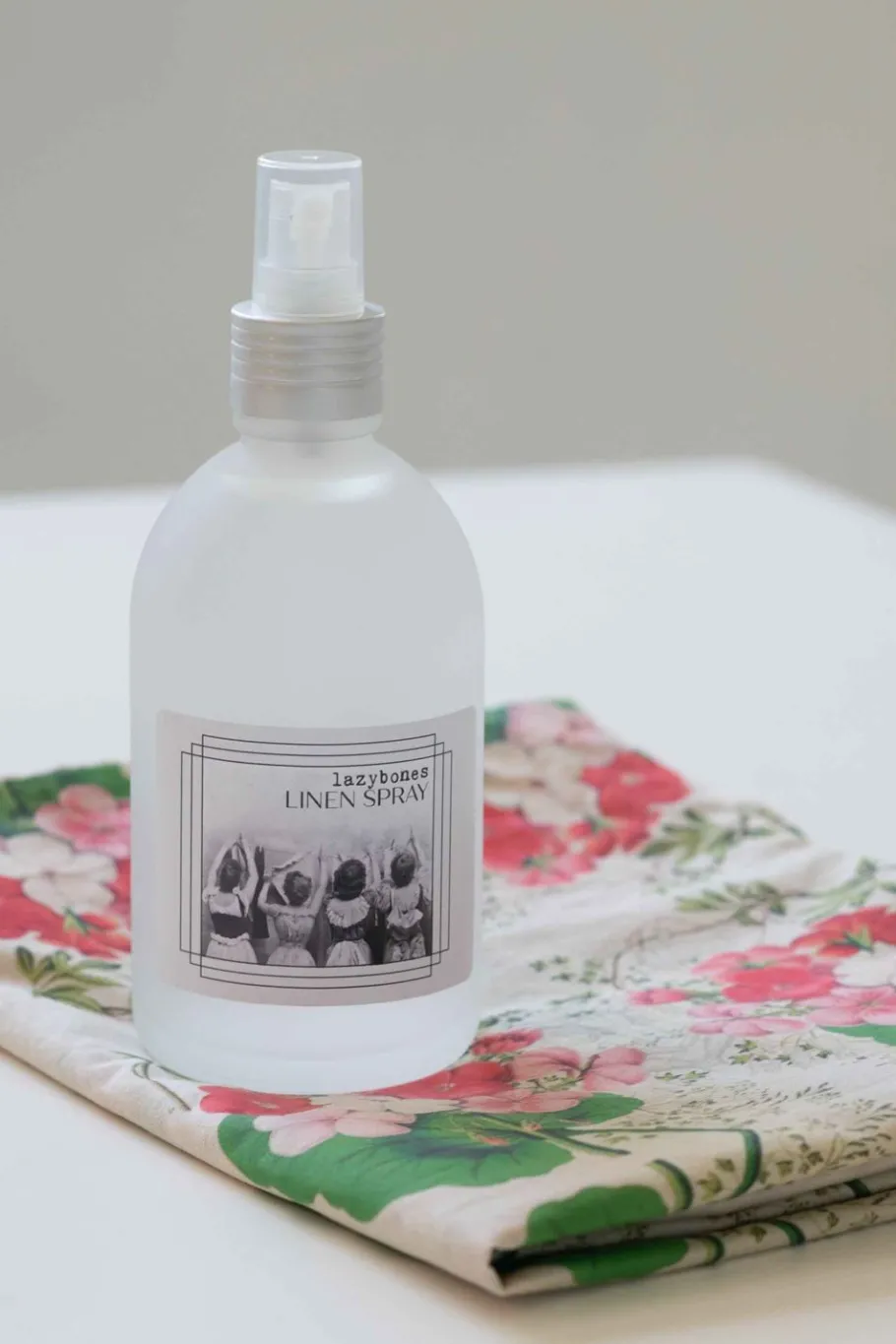 Women Lazybones Linen Spray With Lavender & Eucalyptus