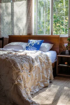Women Lazybones Rosette Quilt In Natural *Organic Cotton