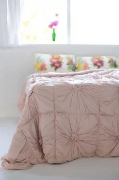 Women Lazybones Rosette Quilt In Tuscan Pink *Organic Cotton