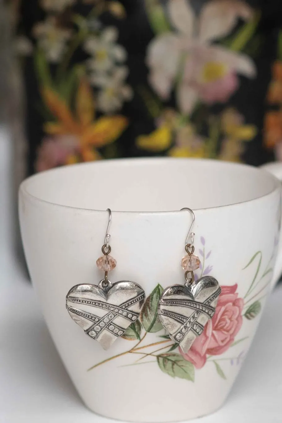 Women Lazybones Silver Hearts Earrings