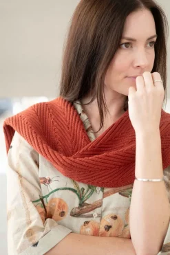 Women Lazybones Zigzag Scarf Rust *Organic Cotton
